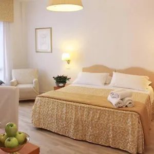 Residenza Giacomuzzi Frühstückspension